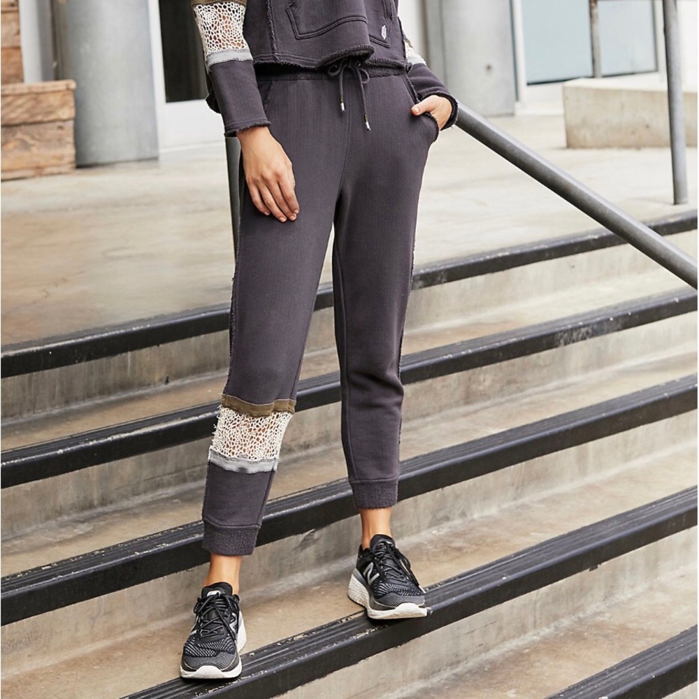 Free people dream catcher jogger